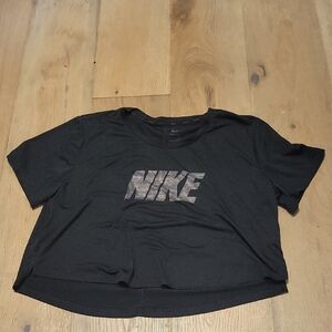 Nike Black Athletic Black Top Size Large